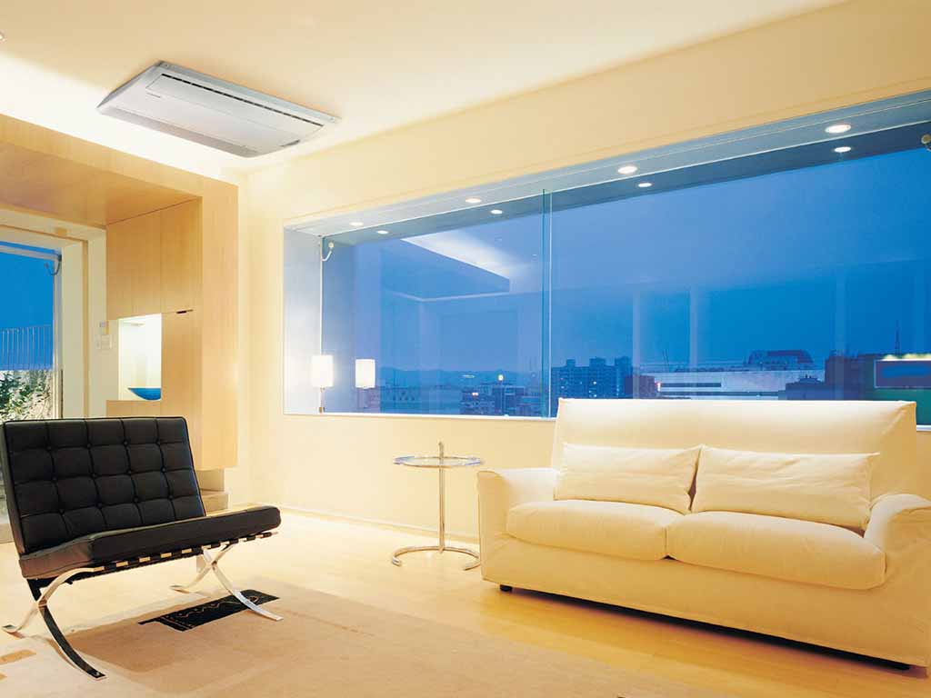 Підлогово-стельовий кондиціонер в дизайні будинку - монтаж на стелі